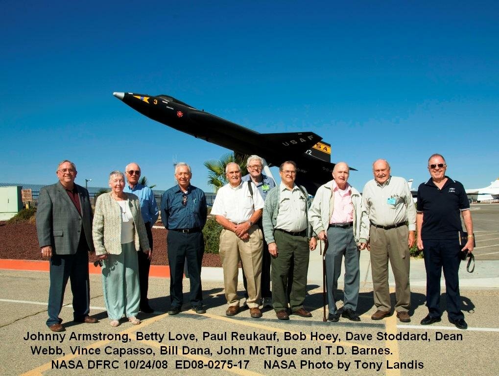 TD Barnes and X-15 Alumni at Dryden, 2008